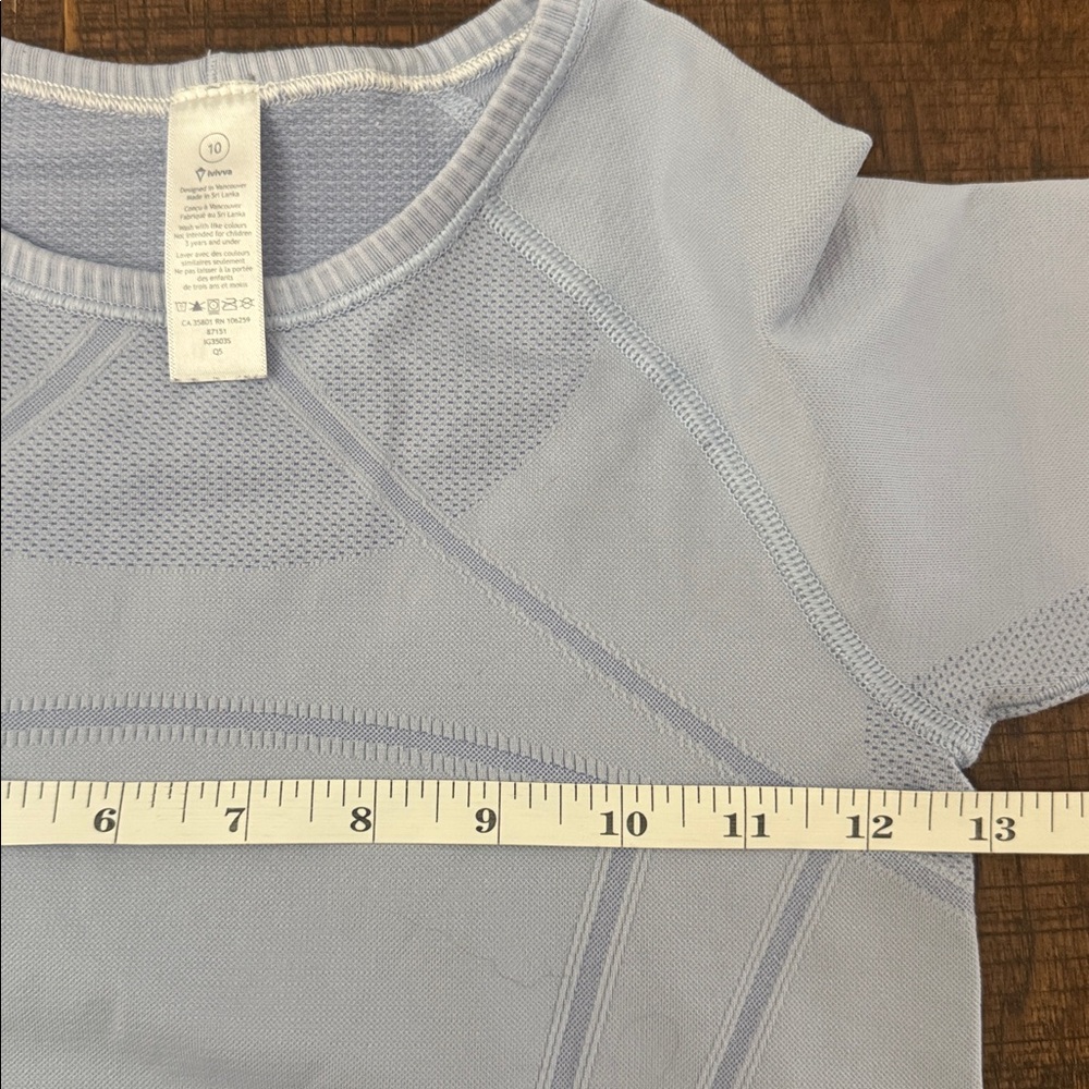 Lululemon Ivivva Girl’s Long Sleeve Tee in Blue - Picture 5 of 7